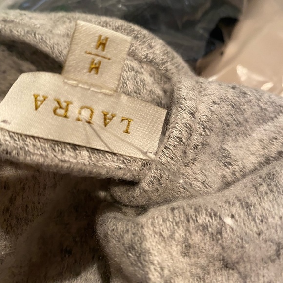 Stud detail sweater - Picture 4 of 5